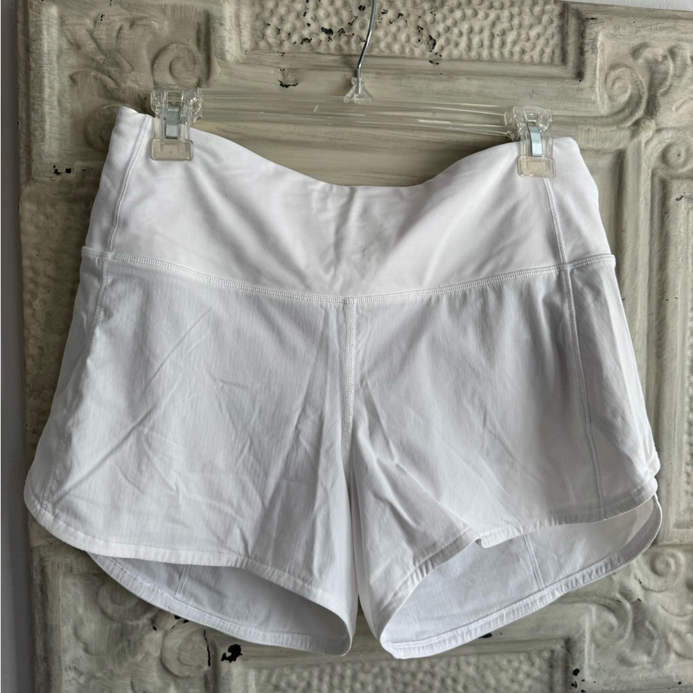 Lululemon Women's White Shorts Like New 6